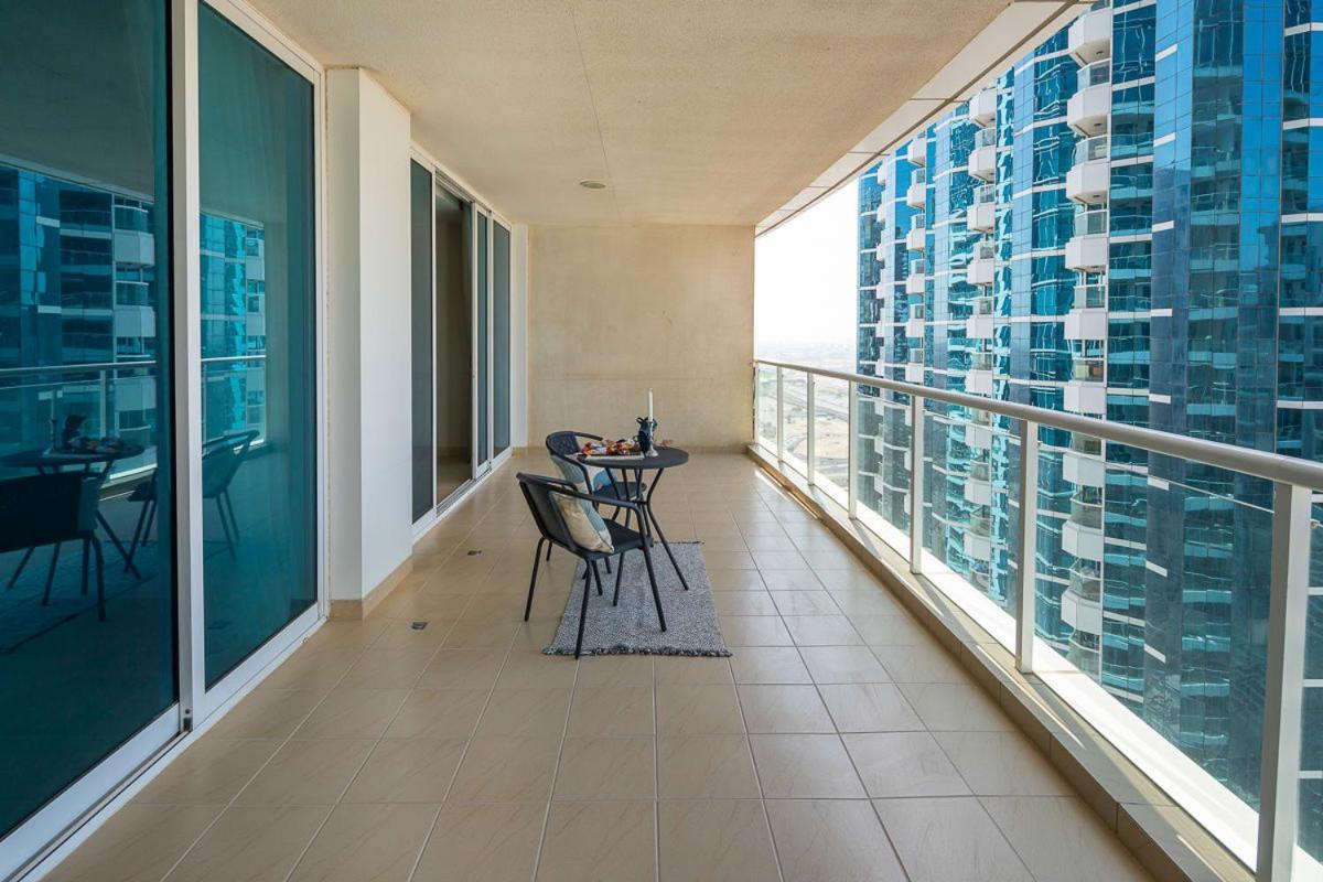 Frank Porter - Laguna Tower Dubai Buitenkant foto